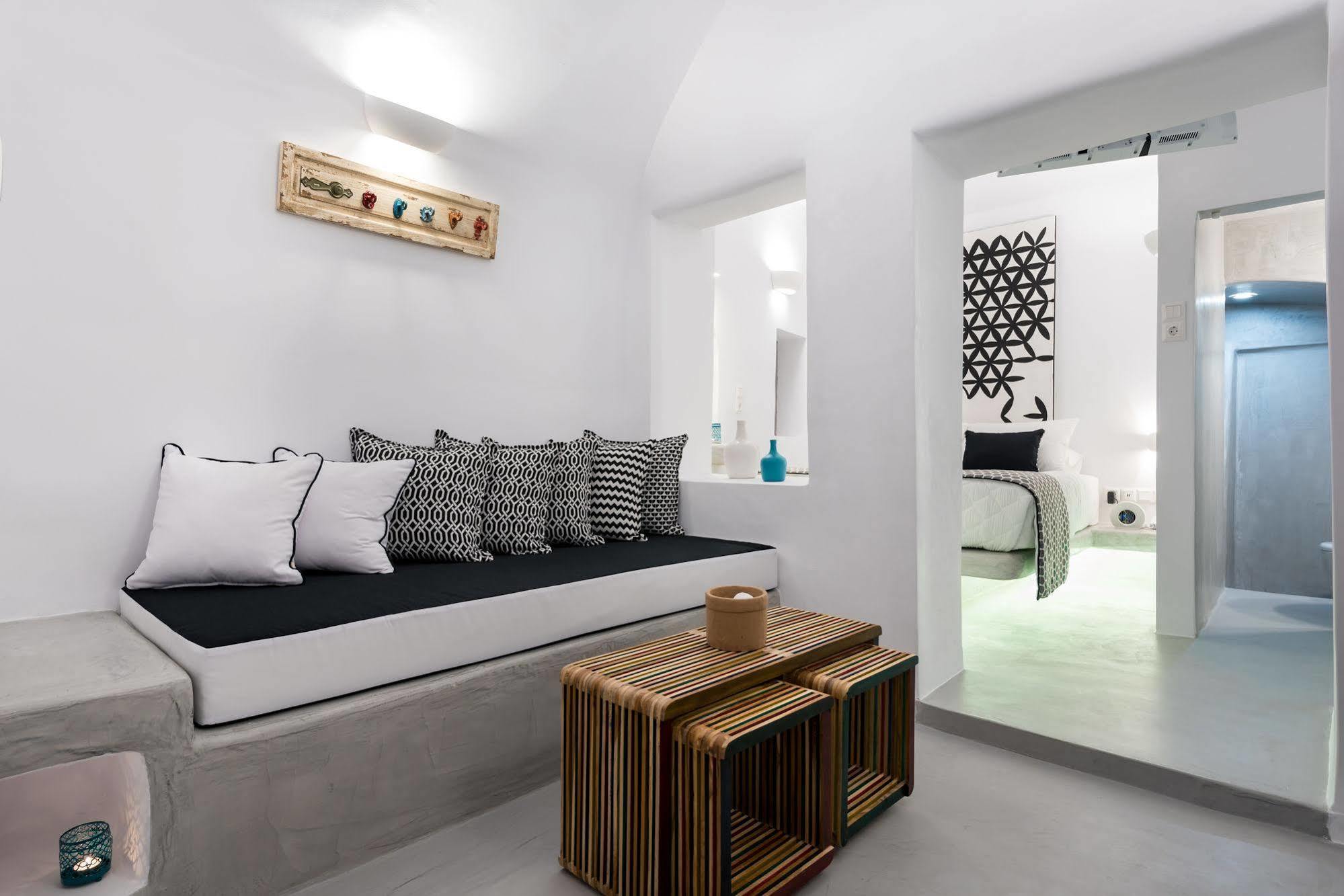 Modernity Suites Fira  Eksteriør billede